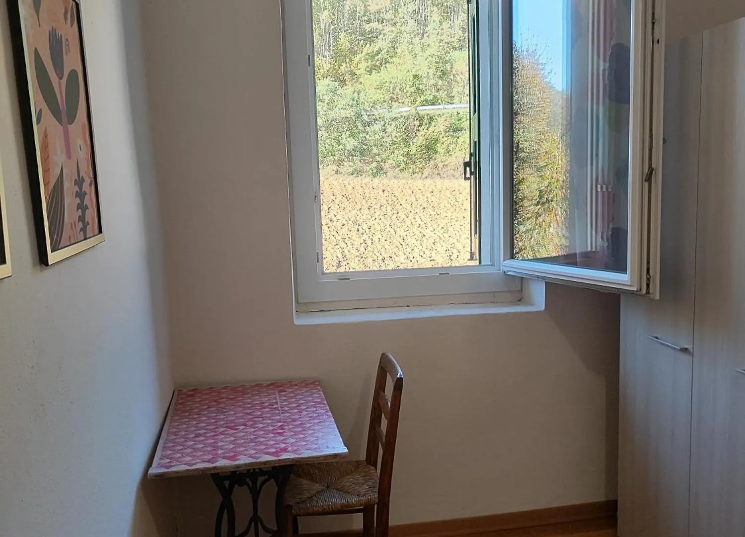 *Appartamento*+WIFI+Free Parking+20 min zocca Tole 0*,